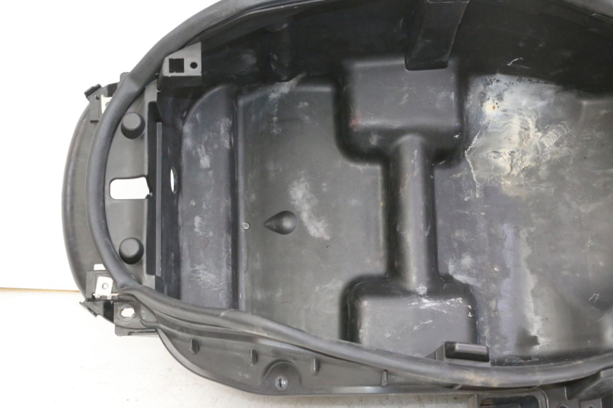 photo de ASIENTO COFRE PEUGEOT SATELIS 250 (2006 - 2012)