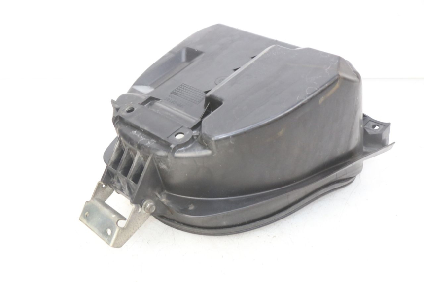 photo de CAJA DEL ASIENTO SUZUKI SIXTEEN 125 (2008 - 2010)
