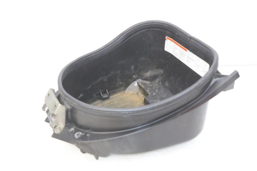 photo de CAJA DEL ASIENTO SUZUKI SIXTEEN 125 (2008 - 2010)
