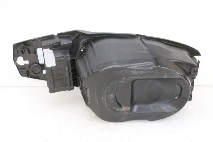 photo de ASIENTO COFRE PEUGEOT SPEEDFIGHT 4 4T EFI 50 (2021 - 2025) - Primer plano técnico