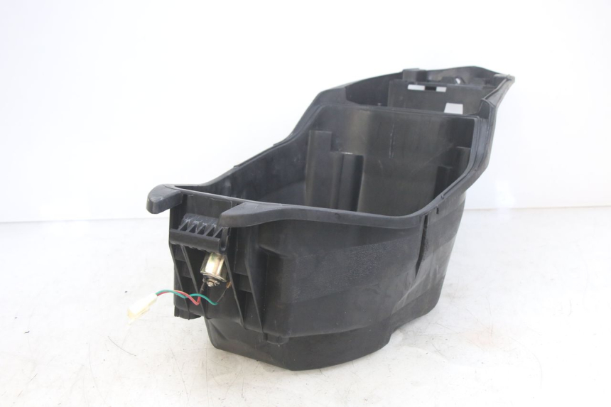 photo de CAJA DEL ASIENTO PEUGEOT SPEEDFIGHT 4 4T 50 (2015 - 2019)