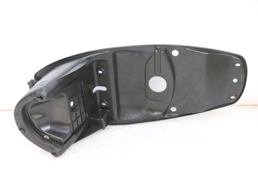 photo de ASIENTO COFRE PEUGEOT TWEET PRO EFI 4T 50 (2021 - 2022)