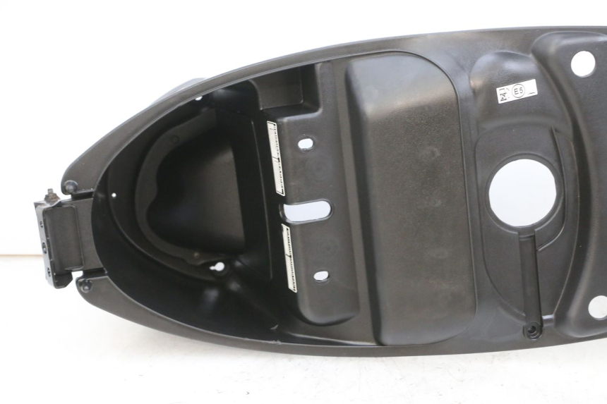 photo de ASIENTO COFRE PEUGEOT TWEET PRO EFI 4T 50 (2021 - 2022)