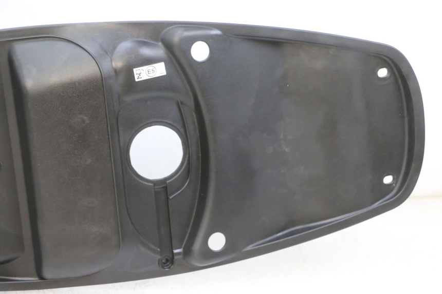 photo de ASIENTO COFRE PEUGEOT TWEET PRO EFI 4T 50 (2021 - 2022)