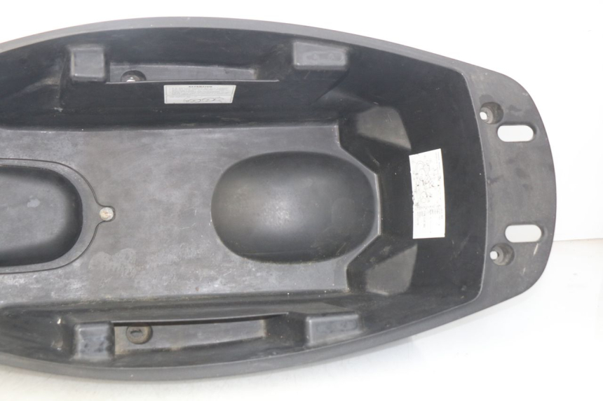 photo de CAJA DEL ASIENTO TGB X-MOTION XMOTION 125 (2008 - 2014)