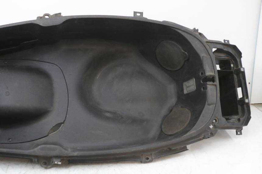 photo de CAJA DEL ASIENTO PIAGGIO X10 125 (2012 - 2017)