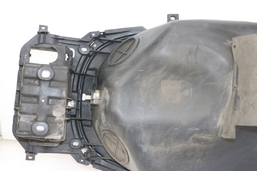 photo de CAJA DEL ASIENTO PIAGGIO X10 125 (2012 - 2017)