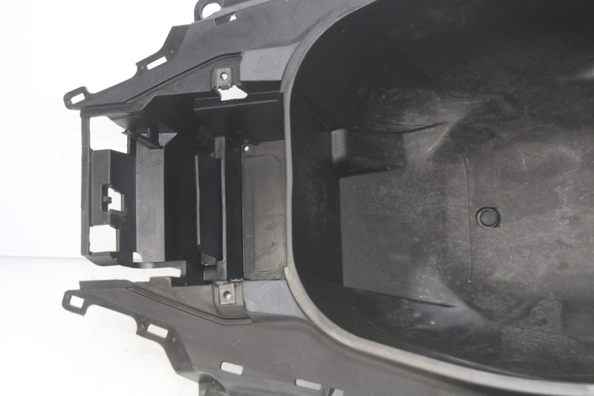 photo de CAJA DEL ASIENTO YAMAHA N-MAX NMAX 125 (2017 - 2020)