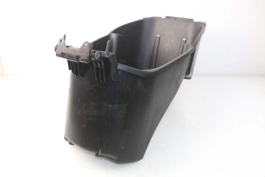 photo de CAJA DEL ASIENTO YAMAHA YP MAJESTY 125 (2007 - 2010)