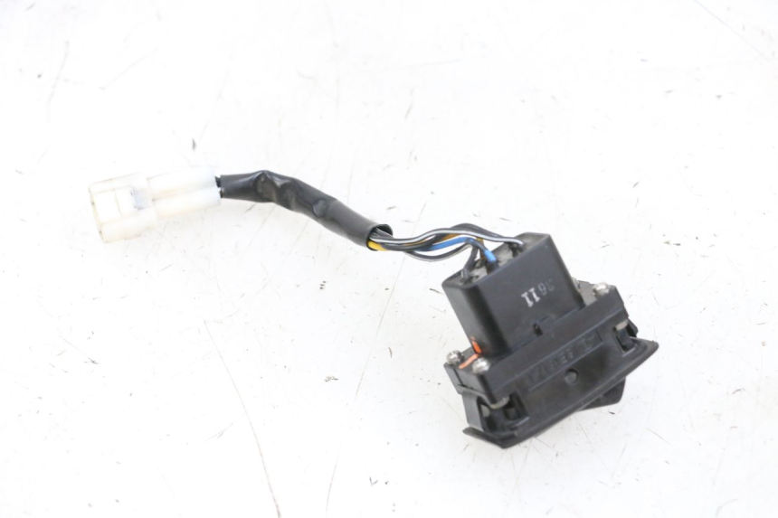 photo de CONMUTADOR SUZUKI BURGMAN 650 (2013 - 2020)