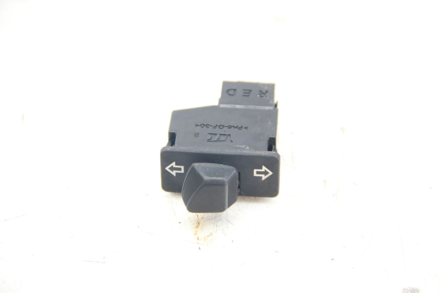 photo de INTERRUPTOR DE INTERMITENTES HONDA VISION NSC R 50 (2013 - 2015)