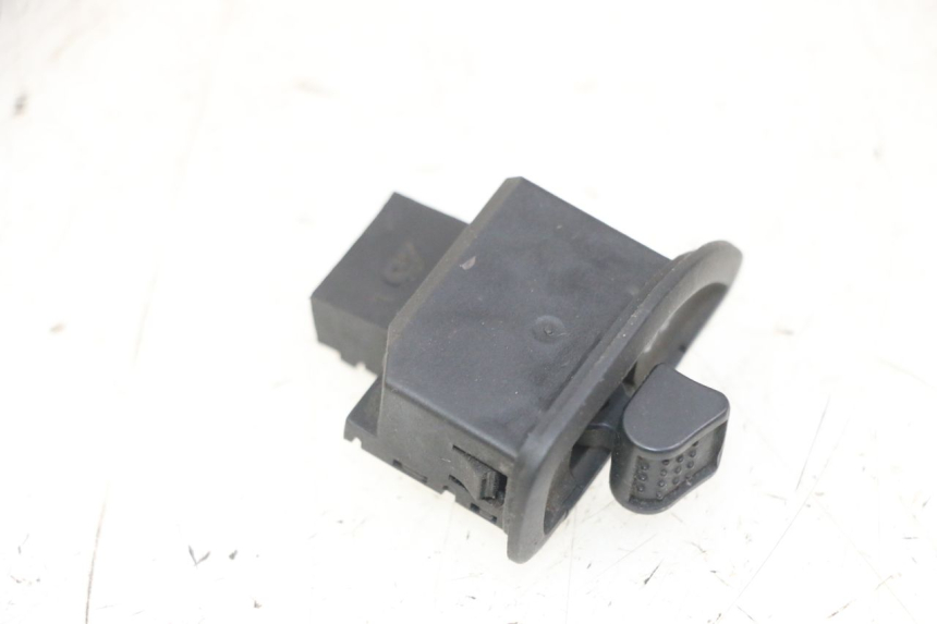 photo de CONMUTADOR INTERMITENTE PIAGGIO IE MP3 YOURBAN 300 (2011 - 2016)