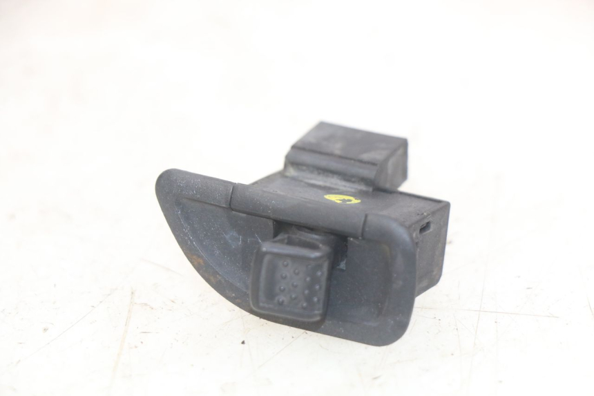 photo de INTERRUPTOR DE INTERMITENTES. PIAGGIO MP3 LT 400 (2007 - 2012)