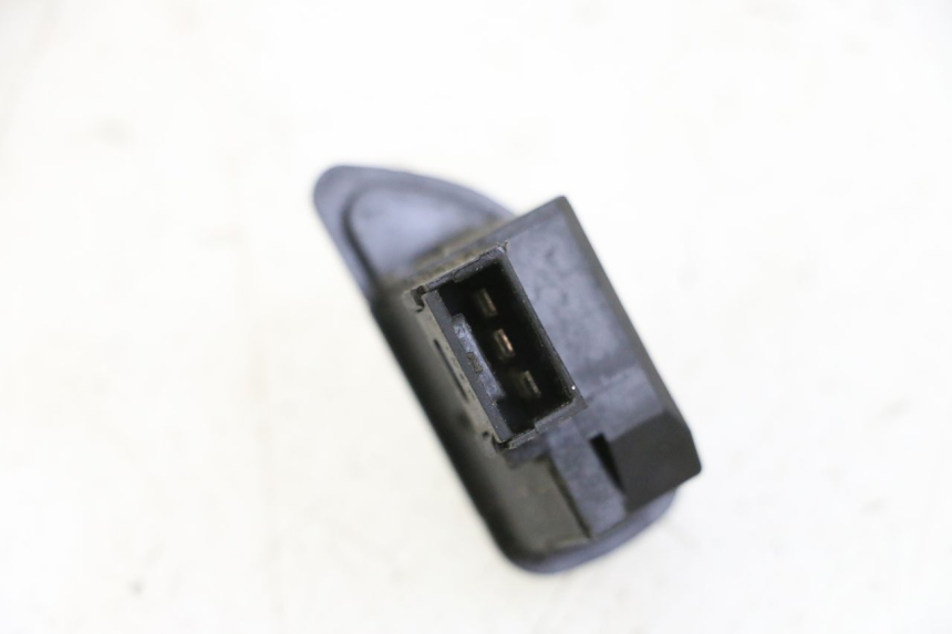 photo de CONMUTADOR INTERMITENTE PIAGGIO MP3 500 (2014 - 2016)