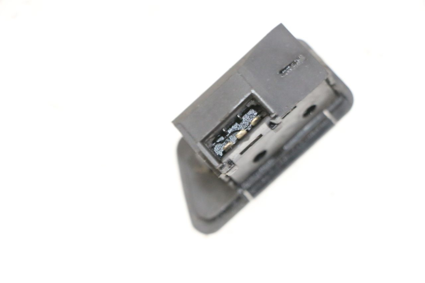 photo de CONMUTADOR INTERMITENTE YAMAHA NEO'S NEOS 2T 50 (1998 - 2007) - Zoom estado de uso