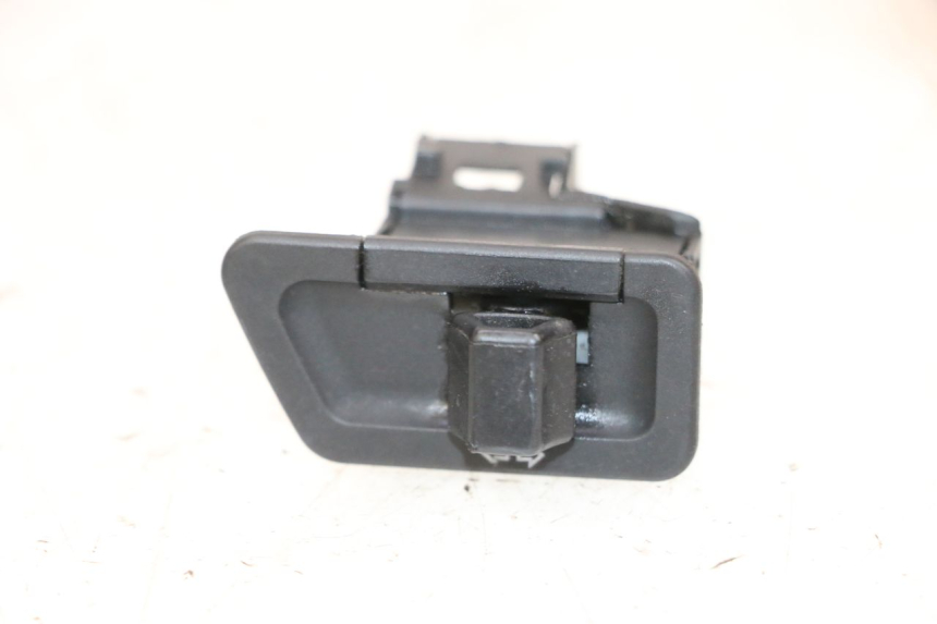 photo de CONMUTADOR INTERMITENTE YAMAHA NEO'S NEOS 2T 50 (1998 - 2007) - Otra perspectiva