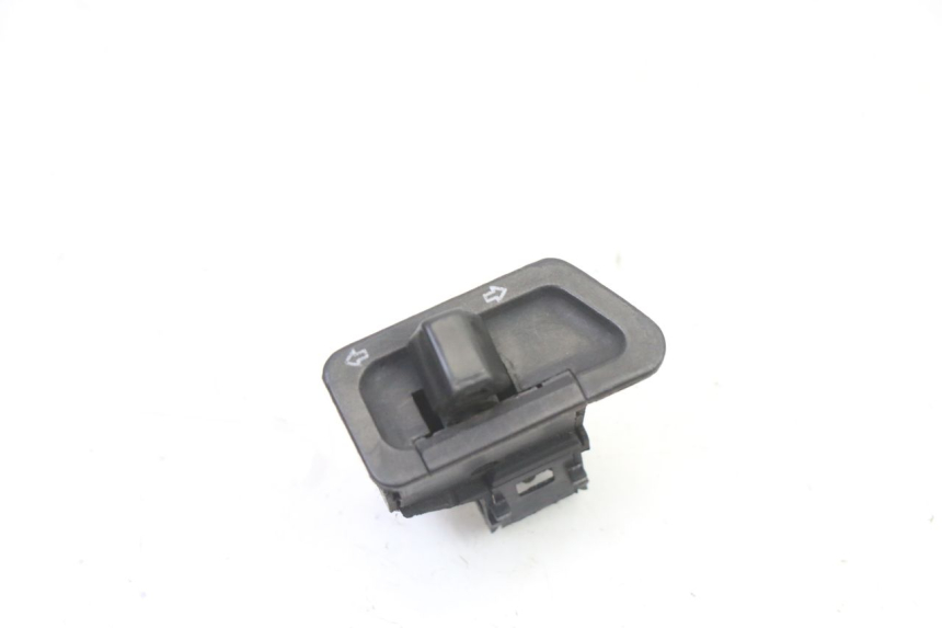 photo de CONMUTADOR INTERMITENTE KYMCO LIKE 4T 50 (2019 - 2025) - Detalle de la pieza