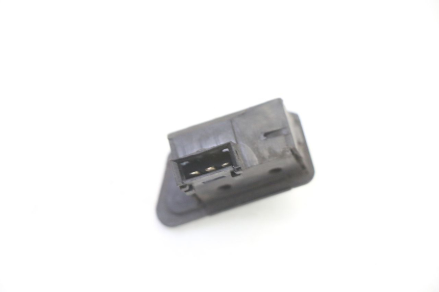 photo de CONMUTADOR INTERMITENTE KYMCO LIKE 4T 50 (2019 - 2025) - Otra perspectiva