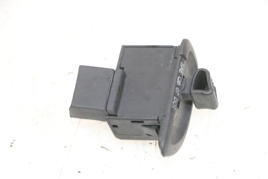 photo de INTERRUPTOR DE INTERMITENTES PIAGGIO NEW TYPHOON 50 (2018 - 2021) - Detalle de la pieza