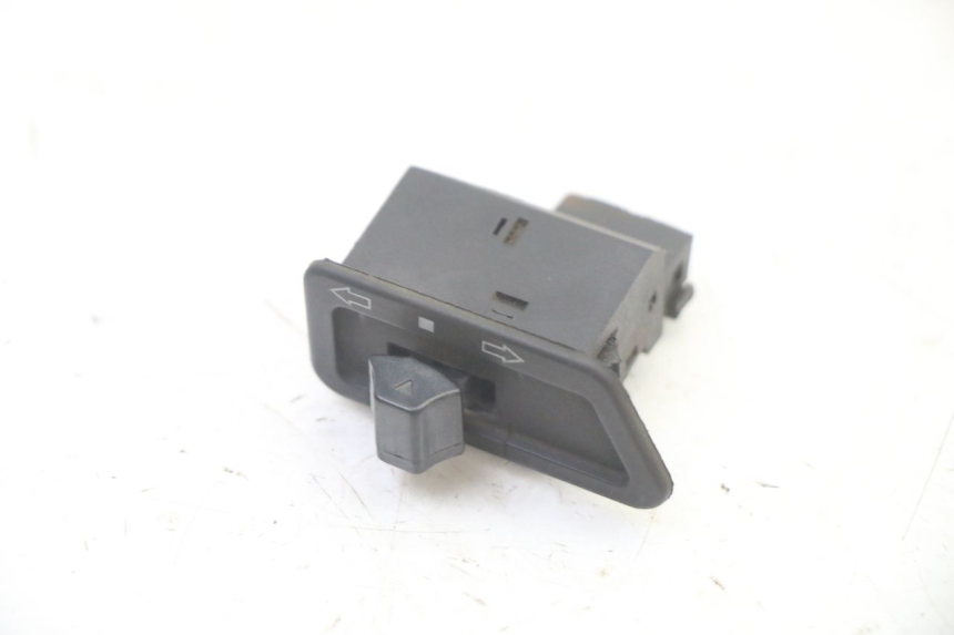 photo de CONMUTADOR INTERMITENTE JM MOTORS OLDIES GT 4T 50 (2018 - 2025)