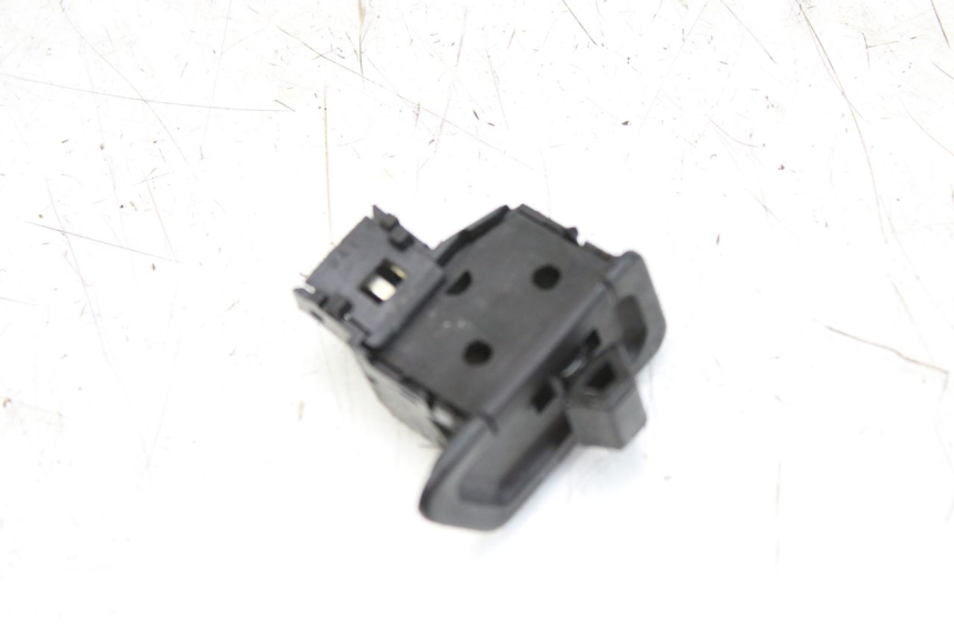 photo de INTERRUPTOR DE INTERMITENTES SYM ORBIT 2 4T 50 (2018 - 2022)