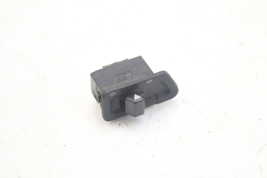 photo de INTERRUPTOR DE INTERMITENTES SYM ORBIT 2 4T 50 (2018 - 2022)