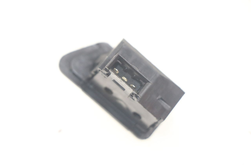 photo de INTERRUPTOR DE INTERMITENTES SYM ORBIT III 3 4T 50 (2018 - 2021)