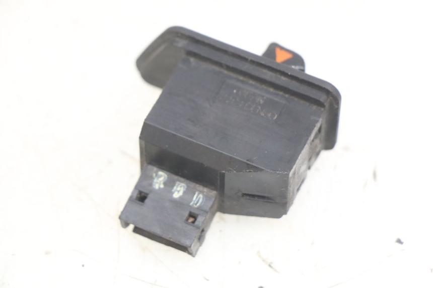 photo de INTERRUPTOR DE INTERMITENTES PEUGEOT SV 125 (1991 - 1994)