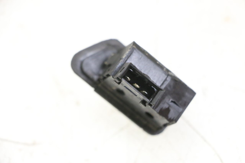 photo de INTERRUPTOR DE INTERMITENTES. PEUGEOT TWEET 4T 50 (2018 - 2020)