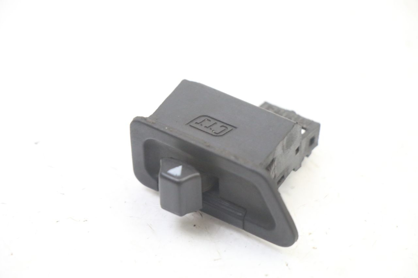 photo de CONMUTADOR INTERMITENTE PEUGEOT TWEET PRO CARGO 50 (2018 - 2020)