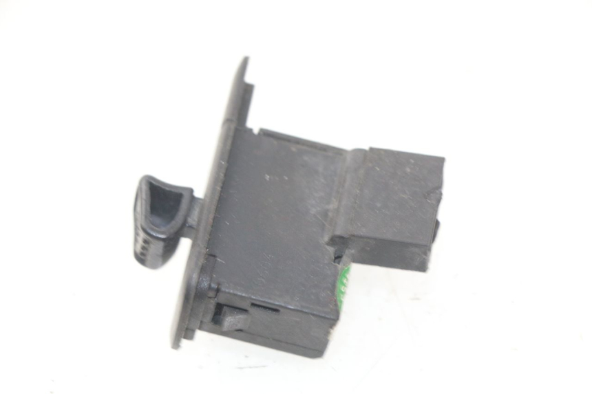 photo de INTERRUPTOR DE INTERMITENTES PIAGGIO LIBERTY 4T 50 (2004 - 2008)