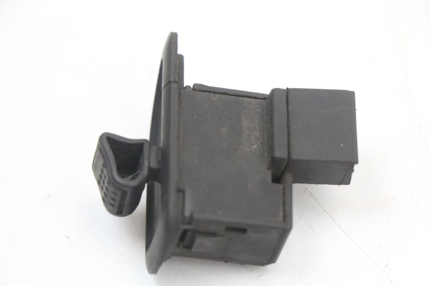 photo de INTERRUPTOR DE INTERMITENTES PIAGGIO ZIP 2T 50 (2009 - 2019)