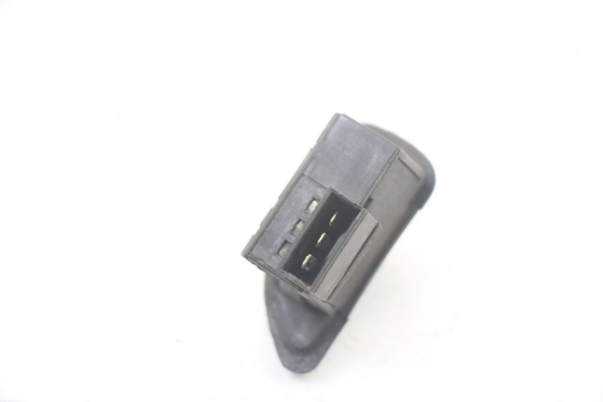 photo de INTERRUPTOR DE INTERMITENTES. PIAGGIO ZIP 4T 50 (2018 - 2020)