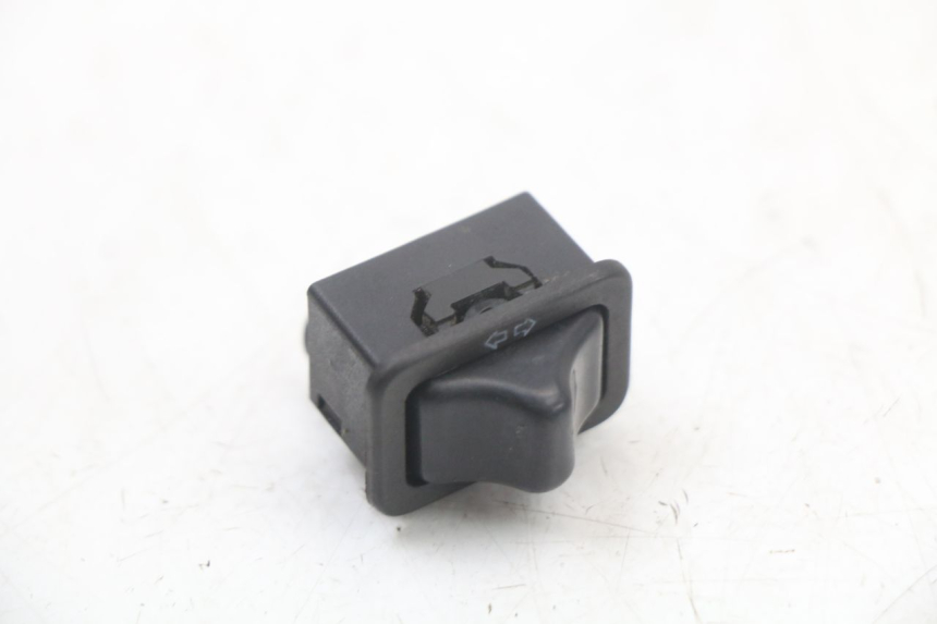 photo de CONMUTADOR INTERMITENTE PIAGGIO ZIP RST 50 (1996 - 1998)