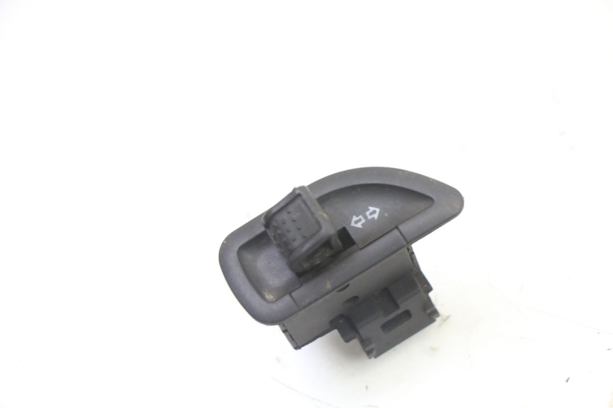 photo de CONMUTADOR INTERMITENTE GILERA RUNNER SL 50 (2006 - 2009)