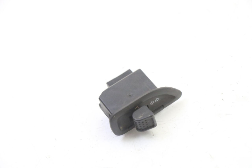 photo de CONMUTADOR INTERMITENTE GILERA RUNNER SL 50 (2006 - 2009)