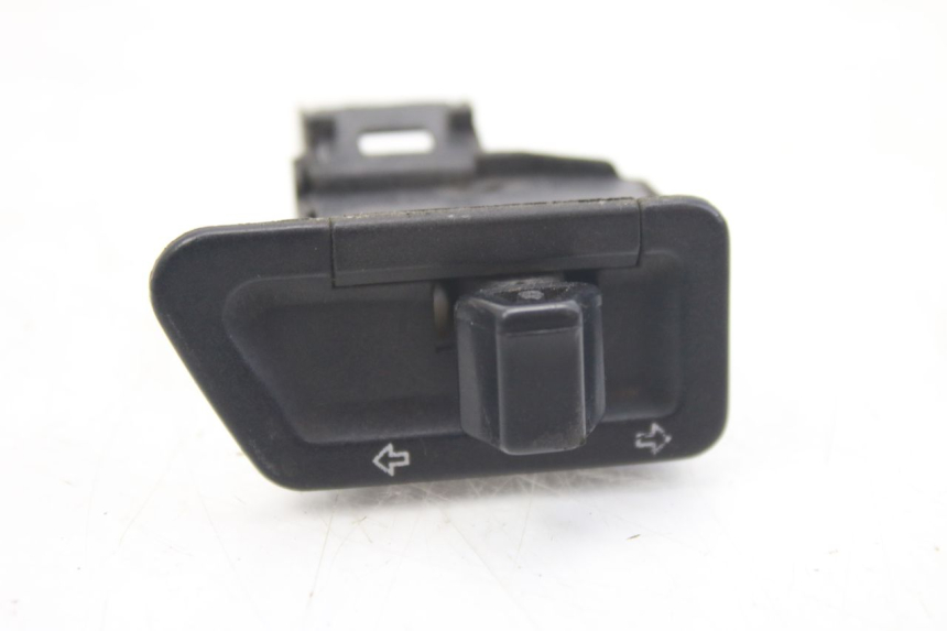 photo de INTERRUPTOR DE INTERMITENTES SYM CITYCOM CITY COM 125 (2009 - 2014)