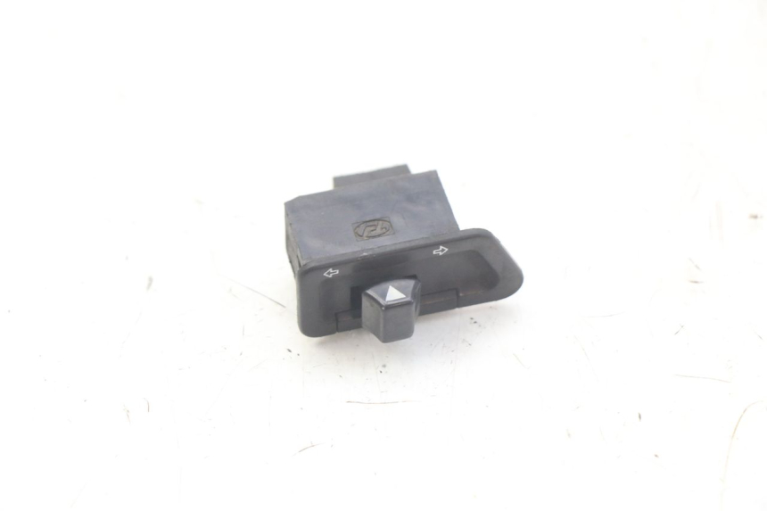 photo de INTERRUPTOR DE INTERMITENTES SYM JET EURO X 2T 50 (2003 - 2007)