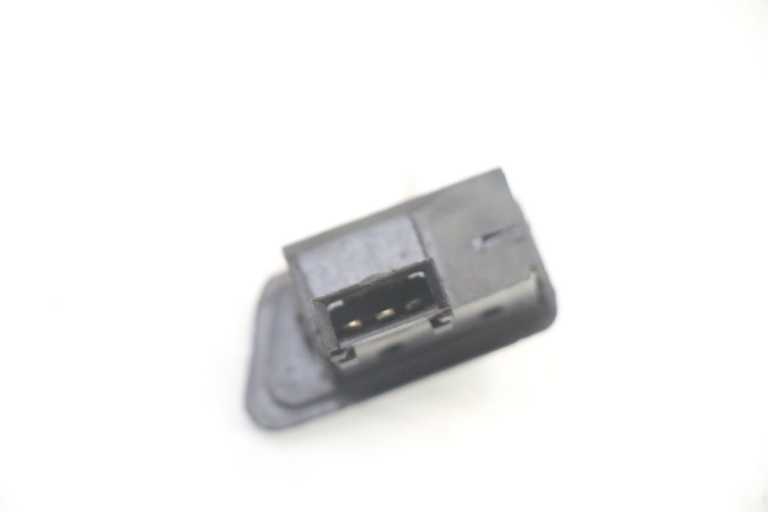 photo de INTERRUPTOR DE INTERMITENTES SYM ORBIT III 3 4T 50 (2018 - 2021)