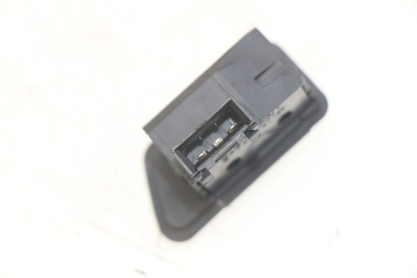 photo de INTERRUPTOR DE INTERMITENTES TGB CITY 2 50 (2009 - 2013)