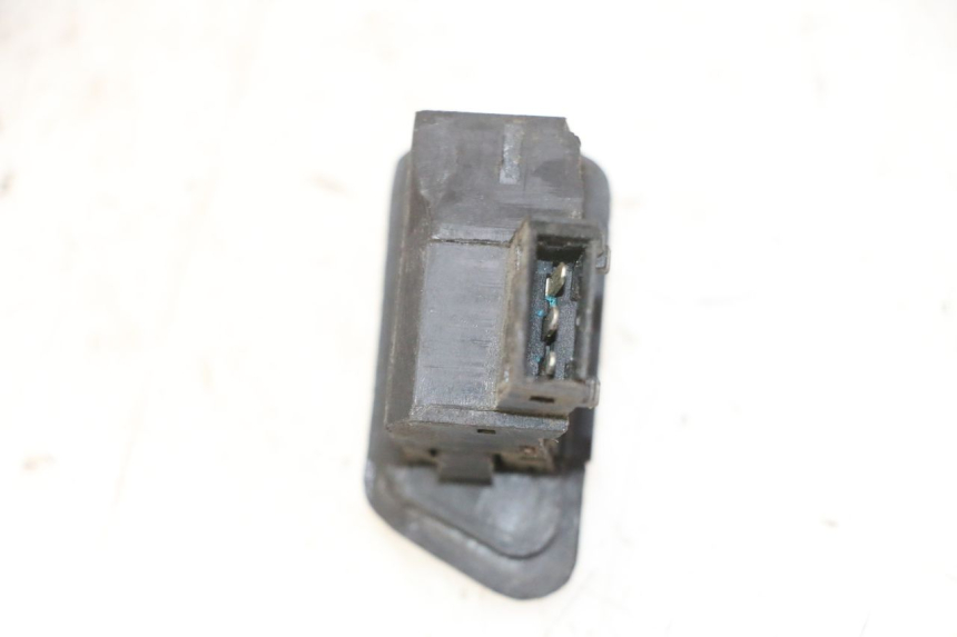 photo de INTERRUPTOR DE INTERMITENTES. PEUGEOT TWEET 4T 50 (2018 - 2020)