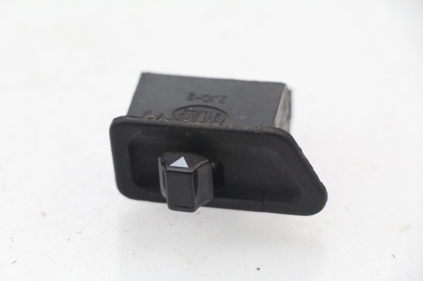 photo de CONMUTADOR INTERMITENTE REVATTO URBA GT 125 (2007 - 2017)