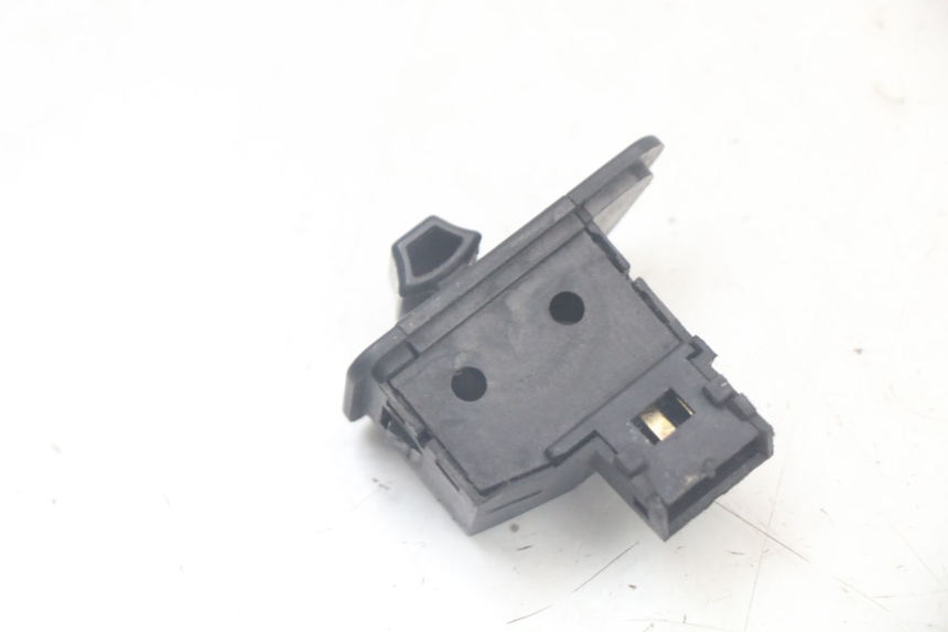 photo de INTERRUPTOR DE INTERMITENTES YAMAHA XMAX X-MAX 125 (2006 - 2009)