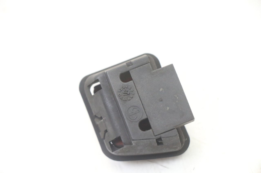 photo de INTERRUPTOR DE ENCENDIDO PIAGGIO X8 125 (2004 - 2007)