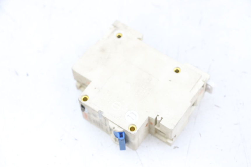 photo de CONMUTADOR CONTACTO COPA EFUN PUSA 1 - Zoom estado de uso