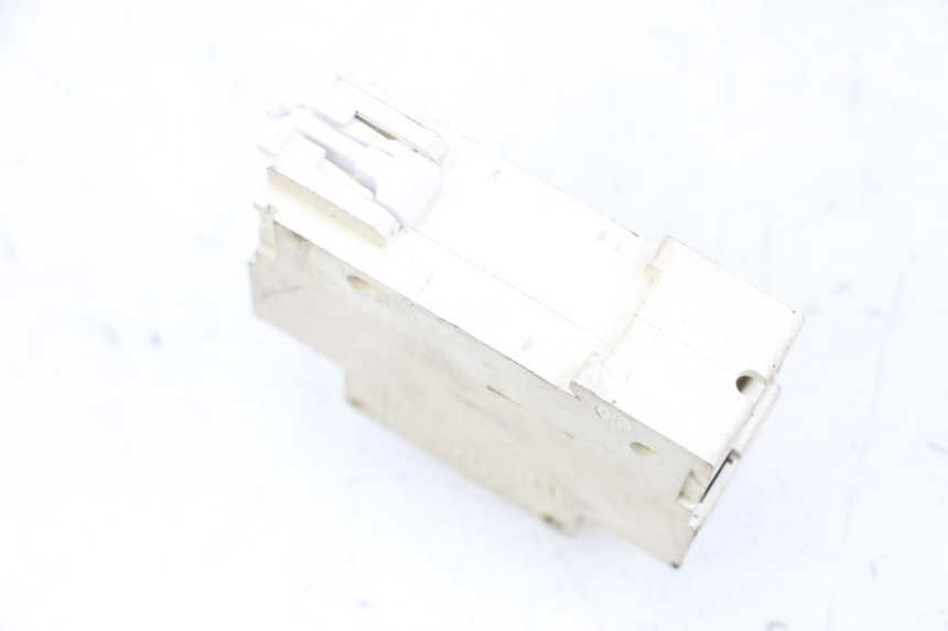 photo de CONMUTADOR CONTACTO COPA EFUN PUSA 1 - Primer plano técnico