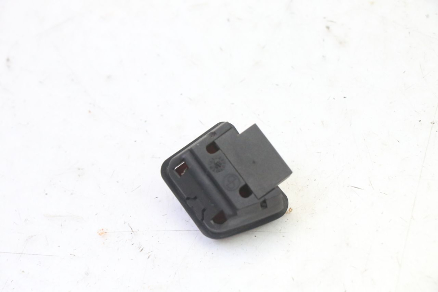 photo de INTERRUPTOR DE ENCENDIDO PIAGGIO X9 EVOLUTION 125 (2003 - 2007)