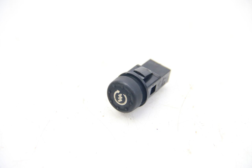photo de INTERRUPTOR DE ARRANQUE DERBI BOULEVARD 50 (2009 - 2006)
