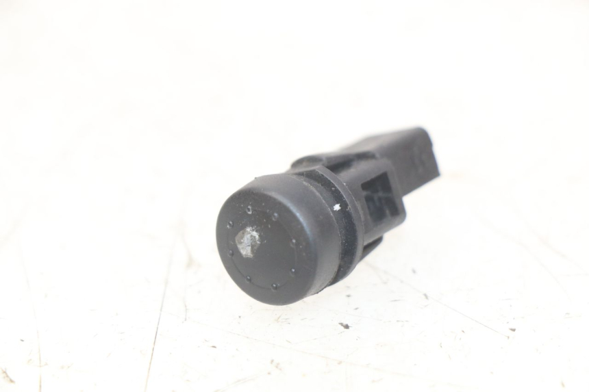 photo de INTERRUPTOR DE ARRANQUE PIAGGIO FLY 4T 50 (2013 - 2017)