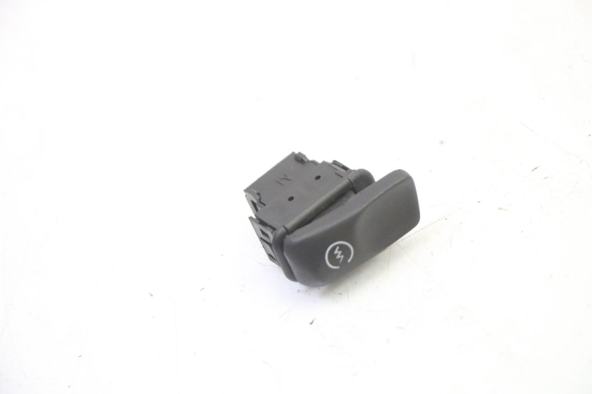 photo de CONMUTADOR ARRANQUE PIAGGIO MP3 HPE 310 (2024 - 2025)